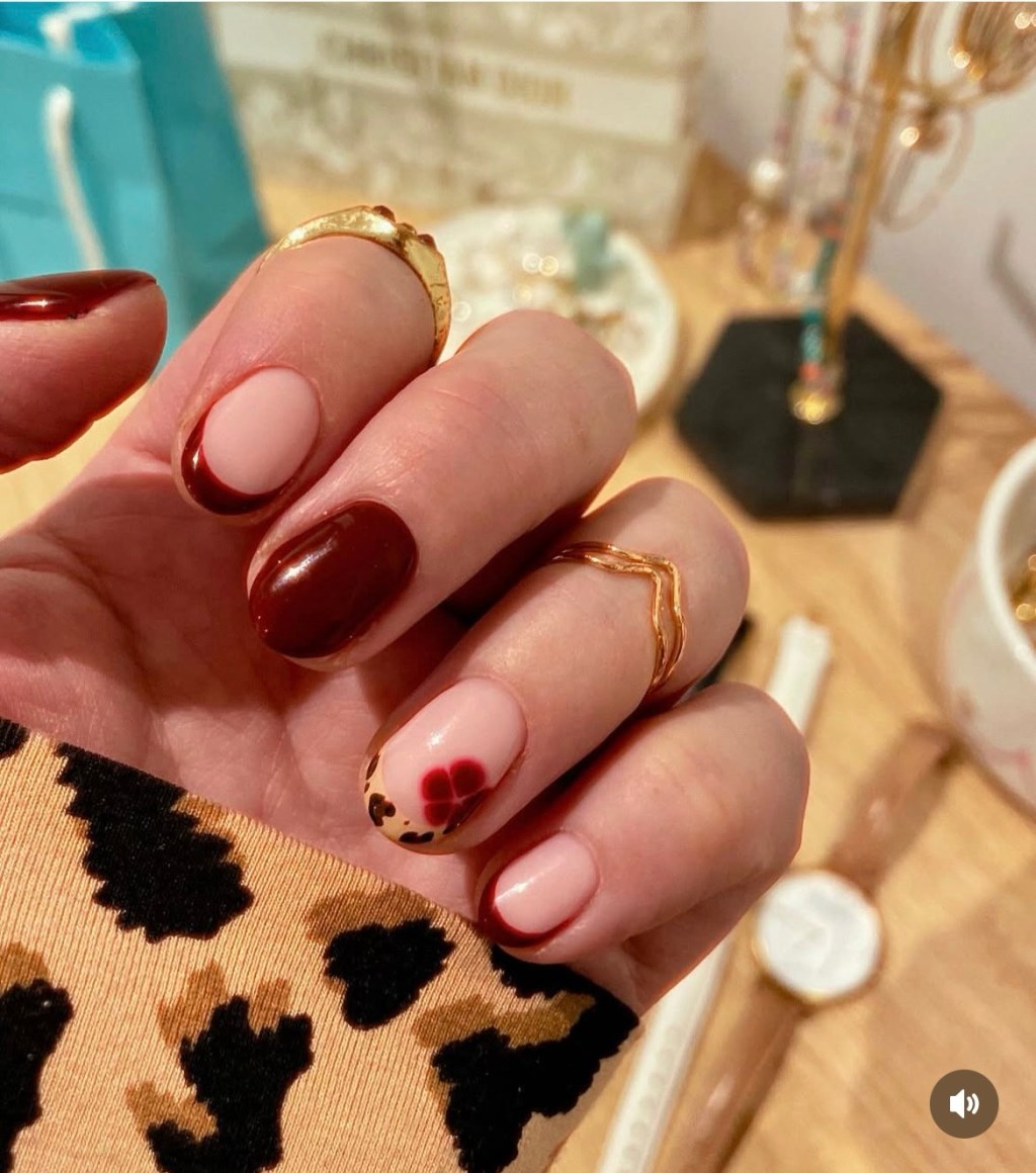 Pink Trees, Turkey Drama & Dancing Into&nbsp;2025